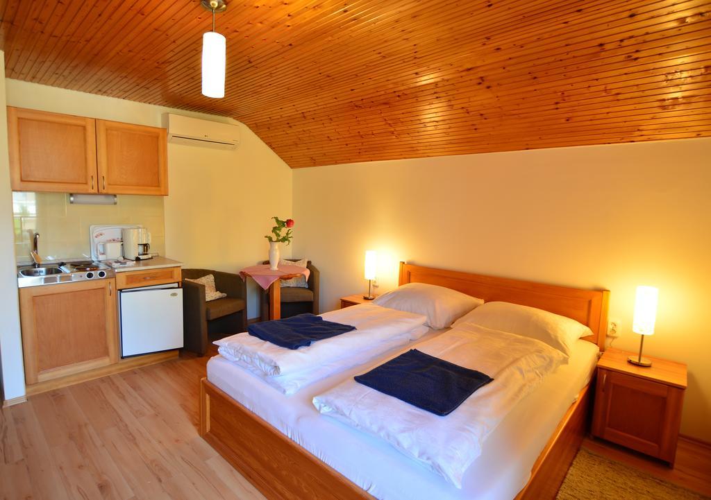 Viragoskert Apartman Hévíz 객실 사진